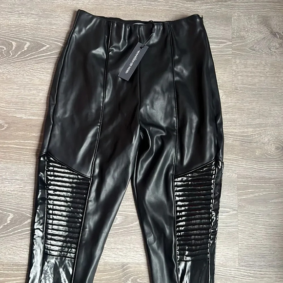 NEW Maniere De Voir  VEGAN LEATHER & PATENT RIBBED LEGGINGS - Picture 6 of 15